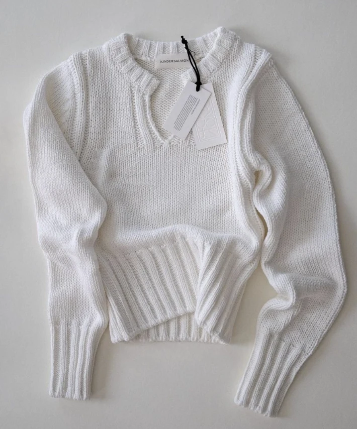 Original white knit sweater reference
